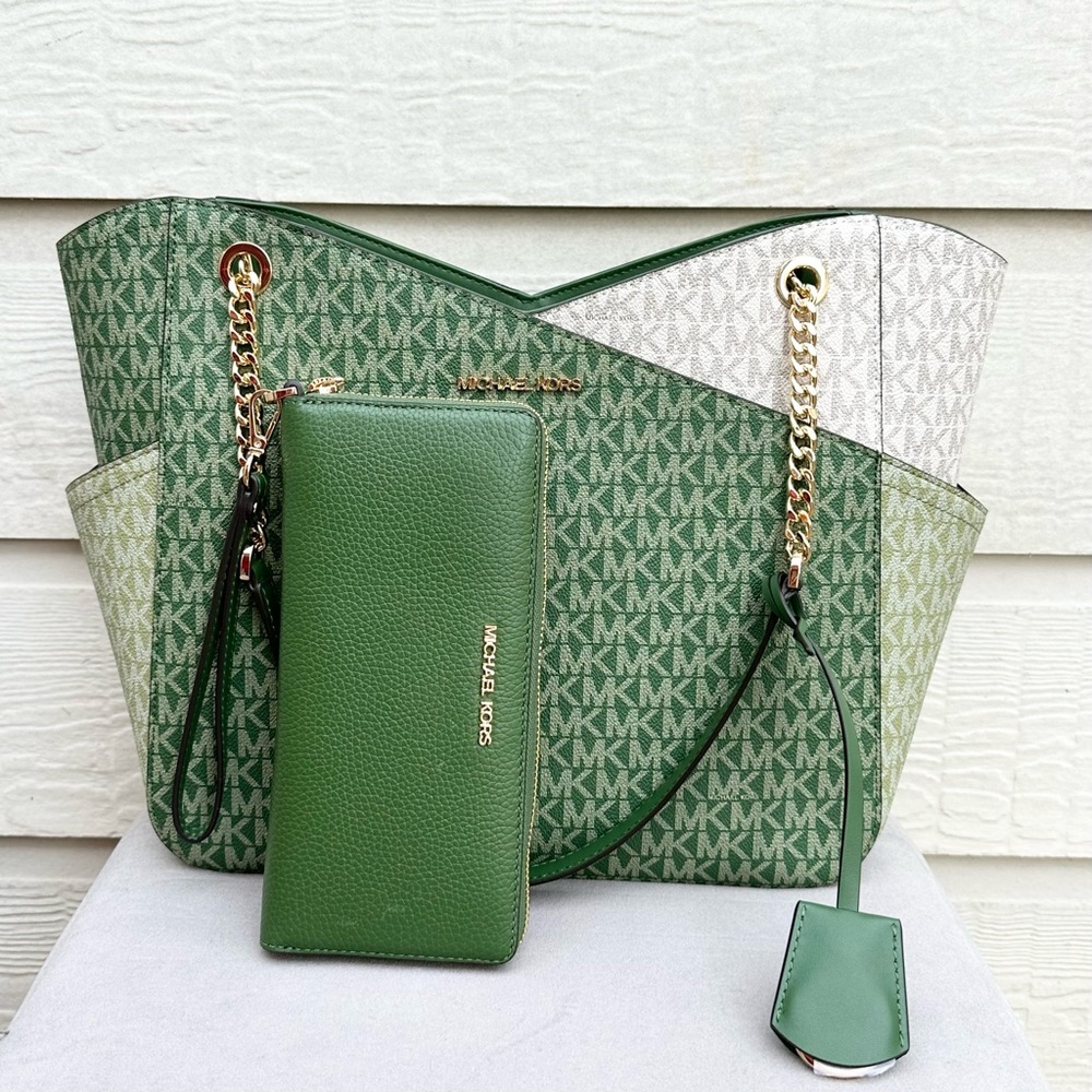 Michael Kors purse and wallet